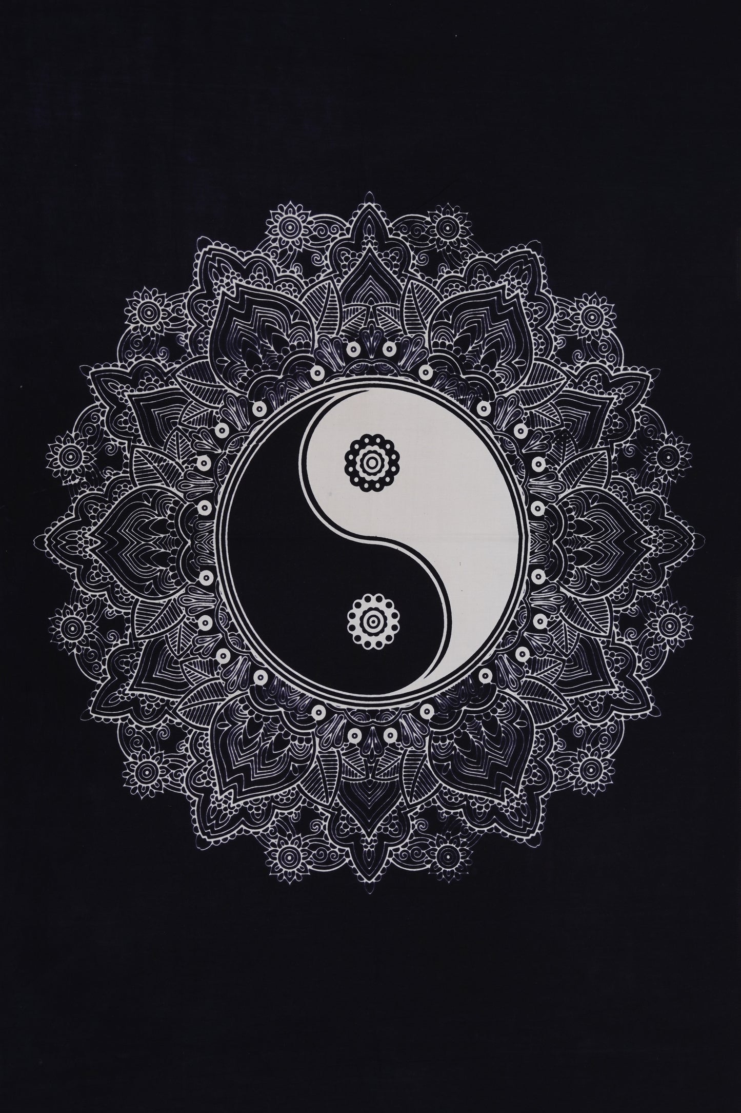 
                  
                    Yin Yang
                  
                